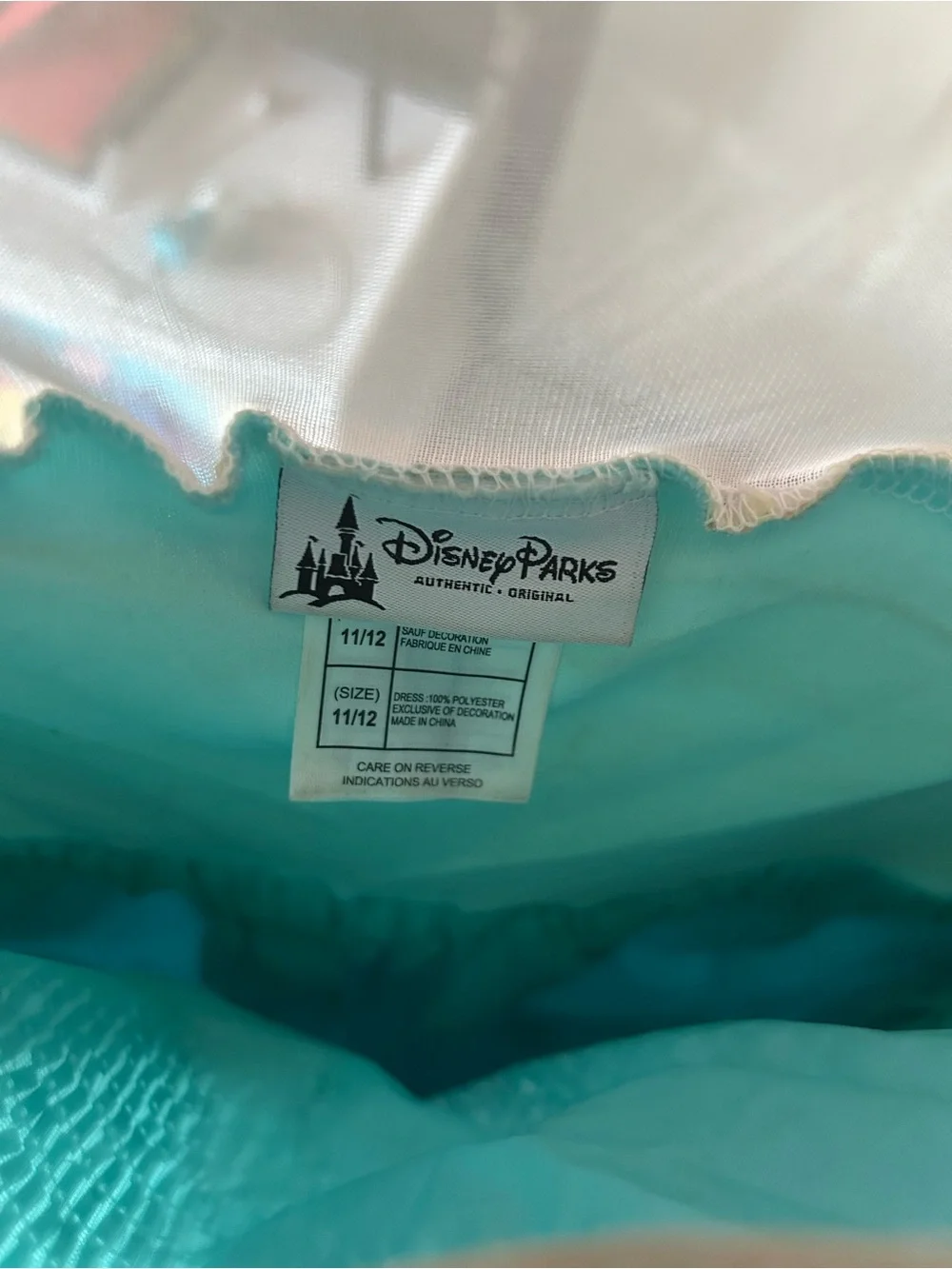 Disney store parks Elsa dress size 11/12 first edition snowflake icicles ombré